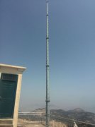 山東泰安單管避雷塔安裝案例